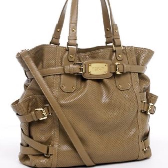 MICHAEL Michael Kors Handbags - Michael Kors Gansevoort Leather Tote/Crossbody